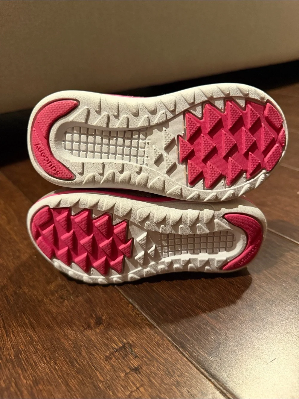 Saucony Kids' Gray and Pink Athletic Sneaker